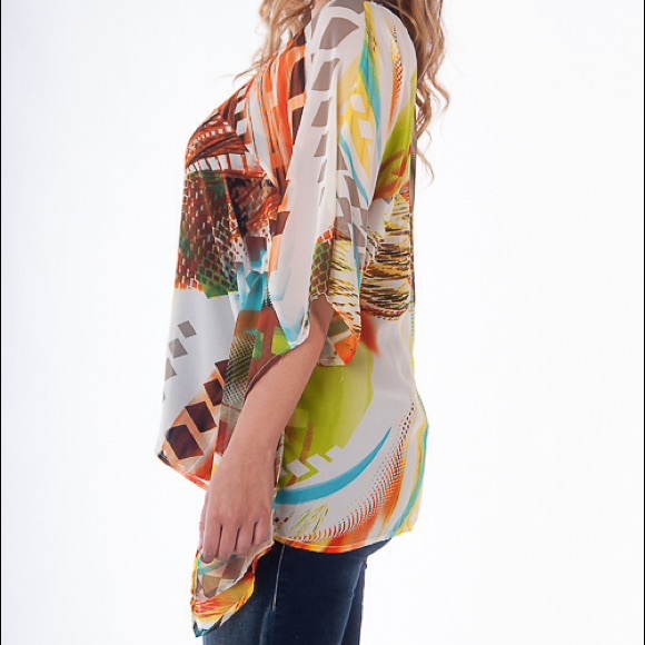 Gorgeous Plus Size Top - Picture 3 of 4